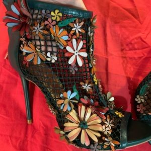 NWT Zara sandals | Size 38 | Rare